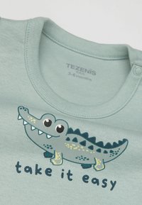 Tezenis UNISEX ciemnozielony