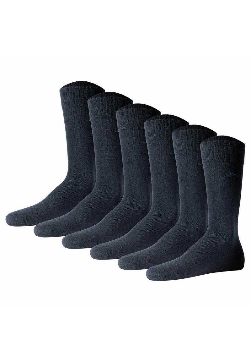 Siete pares de calcetines de color gris oscuro con una textura suave, puños acanalados y áreas de puntera y talón reforzadas para mayor durabilidad.