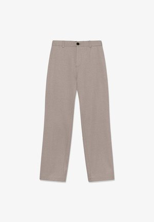 Pantaloni bej cu textură și croială dreaptă, prevăzuți cu închidere cu nasturi, bucle pentru curea și finisaj curat la tiv.