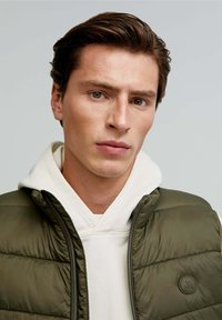 Scalpers NEW GSTAAD  - Vest - khaki