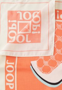 JOOP! Selyemkendő - bright orange