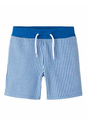 Blå og hvide shorts med lodrette striber, med en ensfarvet blå elastisk linning og hvid snøre foran.