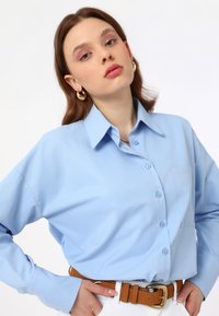 Modanisa BENIN niebieski