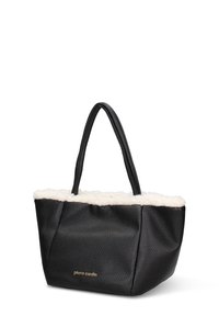 Borsa tote nera con texture, bordo superiore morbido in pelliccia ecologica bianca, due manici e dettaglio logo dorato sul davanti.