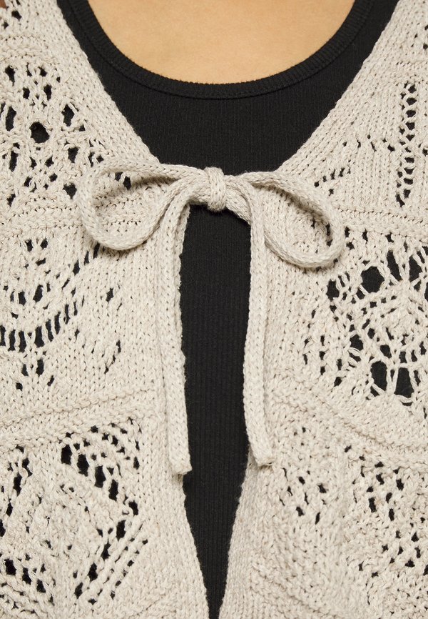 ONLBEACH LIFE O NECK  - Cardigan - pumice stone4