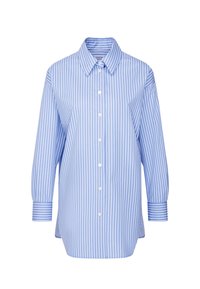 Camicia a maniche lunghe azzurro chiaro con strisce bianche verticali, apertura frontale con bottoni, colletto a punte e polsini a strisce.