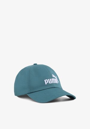 Czapka bejsbolowa Puma w kolorze teal z zakrzywionym daszkiem i białym logo Puma wyszytym na środku przodu.