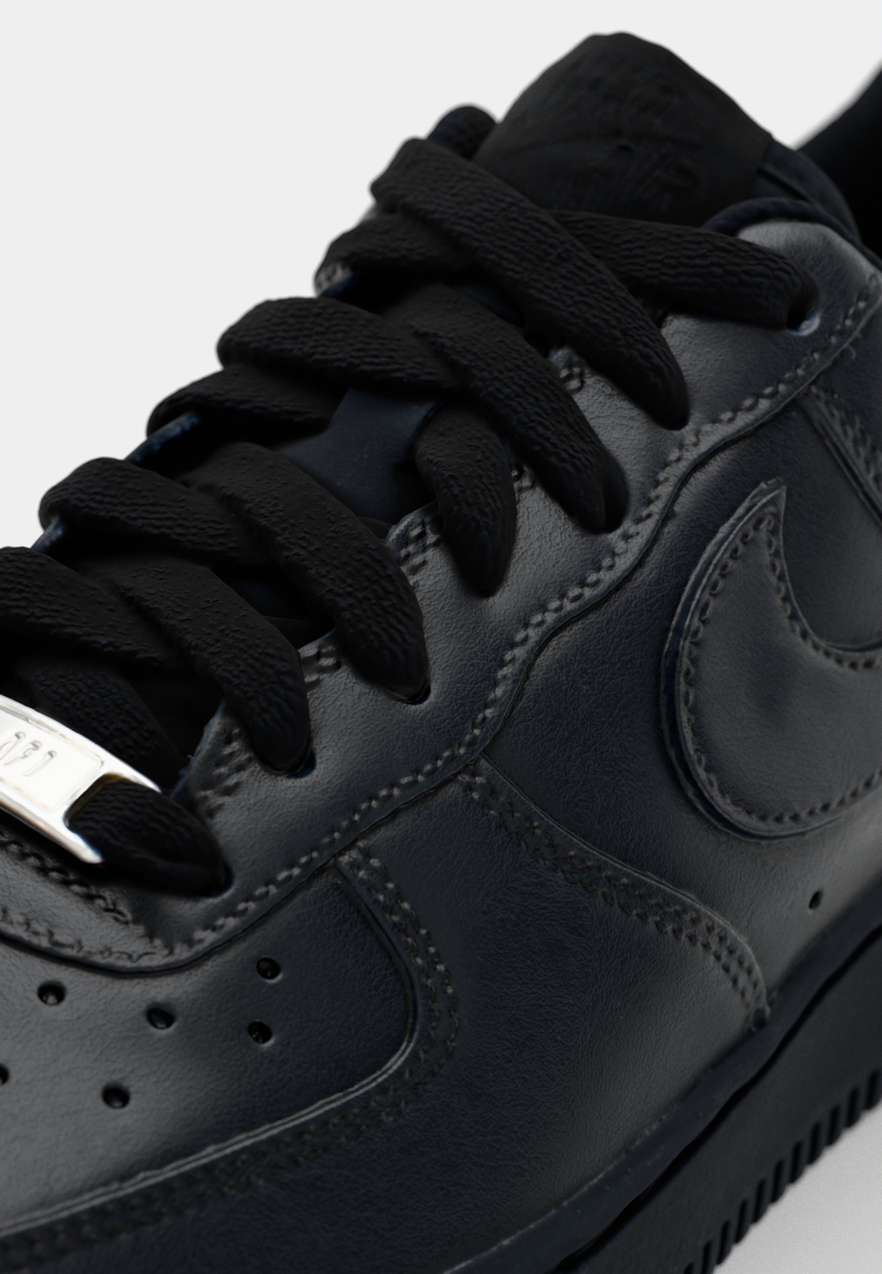 靴 NIKE AIR FORCE 1 LOW '07 BLACK Nike Sportswear Sneaker low 'AIR FORCE 1 07' pe Negru