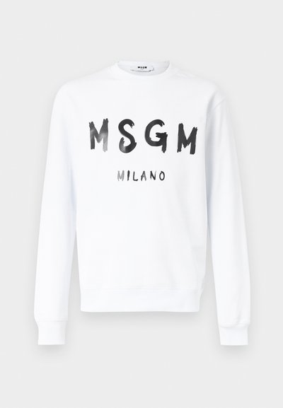 Λευκό φούτερ με μακριά μανίκια και στρογγυλή λαιμόκοψη, με μαύρα γράμματα "MSGM" και "MILANO" σε στυλ πινελιάς στη μπροστινή πλευρά.