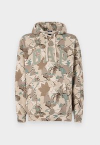 Unselected, olive