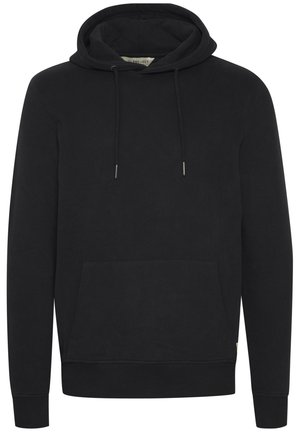 Zwarte pullover hoodie gemaakt van zachte stof, met een kangoeroezak, verstelbare trekkoord capuchon, en geribde manchetten en zoom.