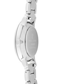 Orologio da polso in acciaio inossidabile argento con cassa rotonda e design della bracciale intrecciato. Presenta il nome del marchio e il numero di modello incisi sul retro.