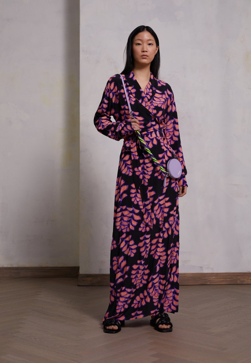 Stieglitz SIMONE ROBE Maxi dress multi/multicoloured Zalando.de