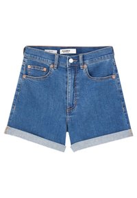 Shorts in denim blu scuro con orlo risvoltato. Le caratteristiche includono tasche anteriori e posteriori, dettagli in metallo e chiusura con zip.