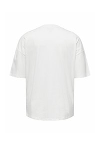 Απλό λευκό κοντομάνικο T-shirt, εμφανιζόμενο από πίσω, με χαλαρή εφαρμογή και στρογγυλή λαιμόκοψη.