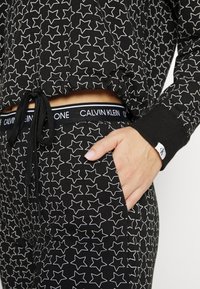 Calvin Klein Underwear ONE LOUNGE JOGGER - Calças de pijama - black