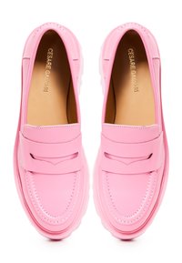 Cesare Gaspari Zapatos sin cordones - pink
