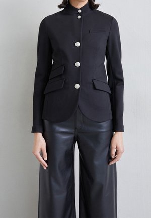 Blazer - black