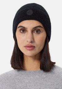 CASH-MERE CASH-MERE MÜTZE BRUSHED - Čepice - schwarz