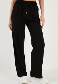 LELA Broek - black