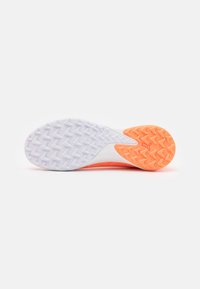Puma ULTRA MATCH UNISEX - Rasen-Fußballschuhe - ultra orange/white/blue glimmer
