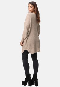 Elara Strickpullover - dunkelbeige