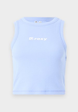 Hellblaues, geripptes Tanktop mit Rundhalsausschnitt und weißem "Roxy"-Logo auf der Brust; figurbetontes Design und kurze Länge.