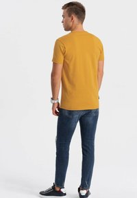 Ombre T-shirt print - yellow mustard