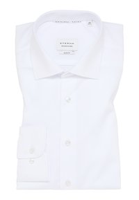 Camicia bianca slim fit in cotone, con colletto a punta, chiusura frontale con bottoni e polsini a un bottone con bordi arrotondati.