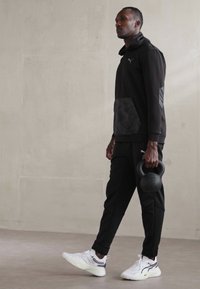Puma CONCEPT HYPERWAVE HOODIE - Kapucni - black/cool dark gray