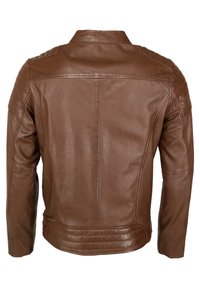 Braune Lederjacke mit geradem Schnitt, gepolsterten Schulterdetails und Nahtakzenten. Glatte Textur und ein hohes Kragen-Design.