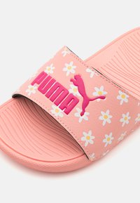 Puma COOL CAT 2.0 DAISIES UNISEX - Rantasandaalit - pink fruit/pink/white/almost apricot