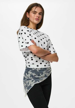 Pieces, SCARF PCJAISA LACE HIP - Écharpe - bright white