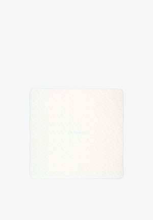 Cuscino quadrato bianco con motivo leggero azzurro chiaro e tenue marchio "Trussardi" al centro.