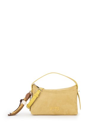 Bolso pequeño amarillo de ante con asa superior, correa de hombro ajustable y "V°78" grabado en la parte delantera.