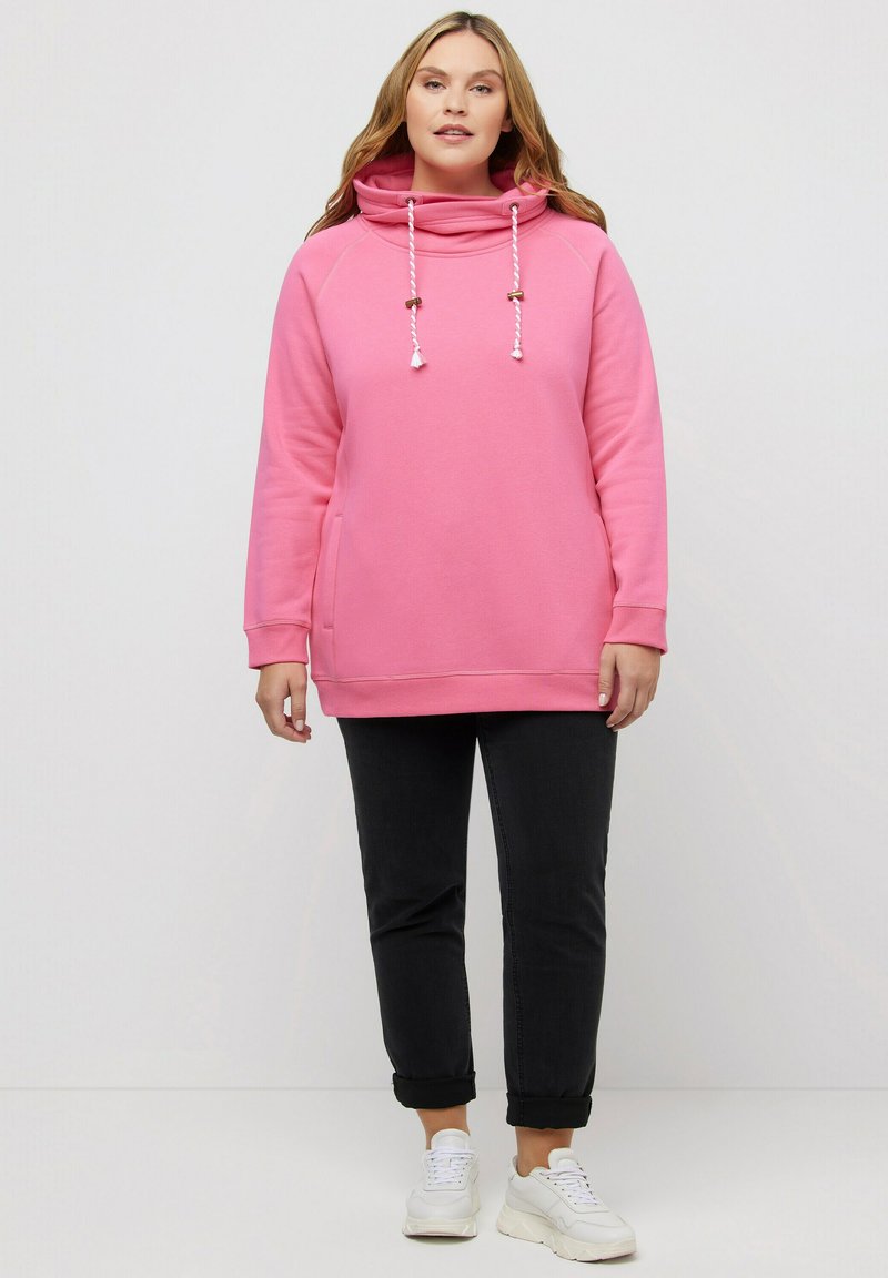 Ulla Popken MIT STEHKRAGEN RAGLANFORM LANGE ÄRMEL - Sudadera - pink red
