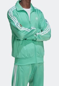 adidas Originals Träningsjacka - green