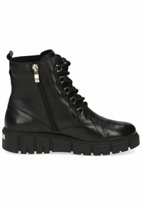 Stivaletto in pelle nera con finitura texturizzata, design con lacci e zip laterale. Presenta una suola in gomma spessa con scanalature orizzontali.