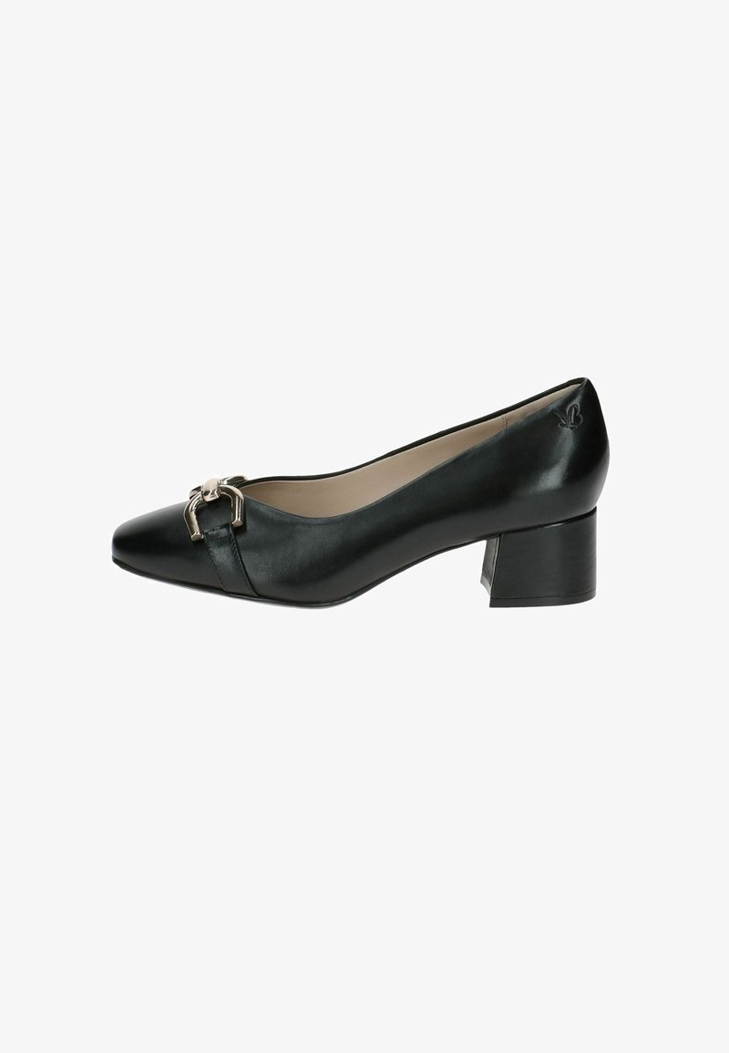 Escarpin en cuir noir à talon bas avec bout carré et détail boucle argentée à l’avant, vue de profil sur fond blanc.