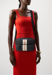 LIU JO CAMERA CASE - Umhängetasche - nero
