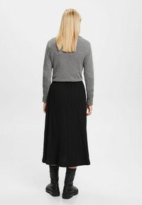 Esprit A-linjekjol - black