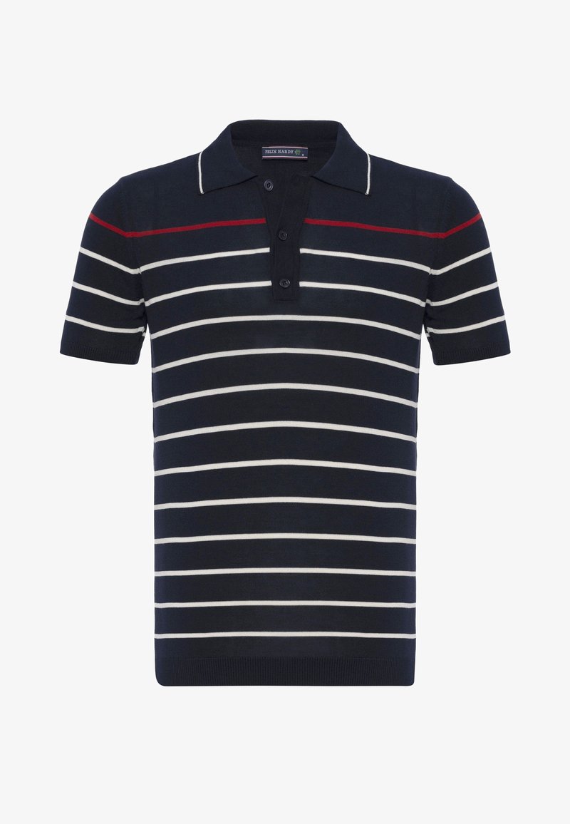Polo bleu marine à manches courtes avec des rayures blanches horizontales, une rayure rouge près des épaules, et une patte à trois boutons.