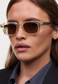 CHIMI CHIMI 03 - Ochelari de soare - pale yellow