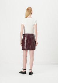 Vero Moda VMNELLY SKIRT - Miniskjørt - wine tasting