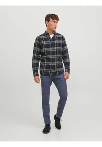 Jack & Jones JPSTMARCO JJWINTER LC - Chino - navy blazer
