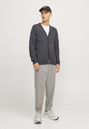 Jack & Jones, EEMIL NOOS - Strickjacke - dark grey melange