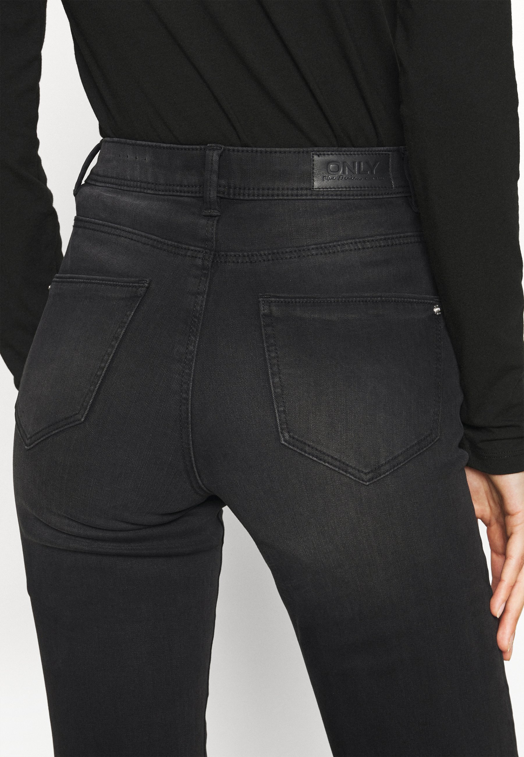 Damer ONLWAUW LIFE MID FLARED - Flared jeans Damer ONLWAUW LIFE MID FLARED - Flared jeans