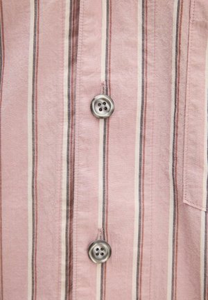 Oscar Jacobson, REG FIT CUBAN STRIPED - Chemise - desert rose