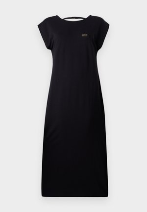 Vestido preto feito de um tecido liso e leve. Apresenta um decote redondo, mangas curtas e um detalhe discreto do logotipo próximo ao peito.