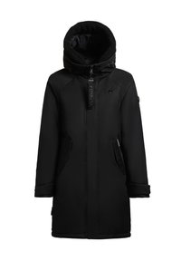 Jachetă neagră impermeabilă cu glugă căptușită, fermoar frontal și buzunare laterale. Designul include un model cusut și mâneci cu manșetă.